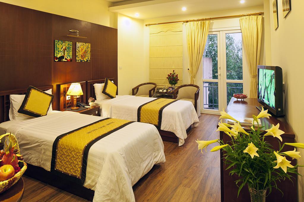 Huyen Chau Hotel Hanoi Exterior photo